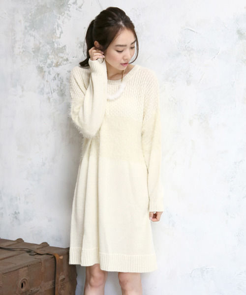 フェザーヤーンキリカエワンピース