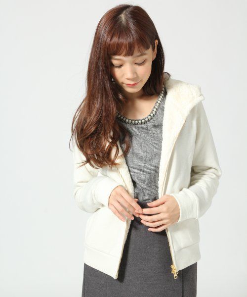 ボアラメジップパーカー