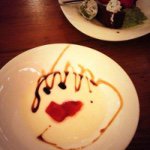 10724910_766999300073927_228400720_a