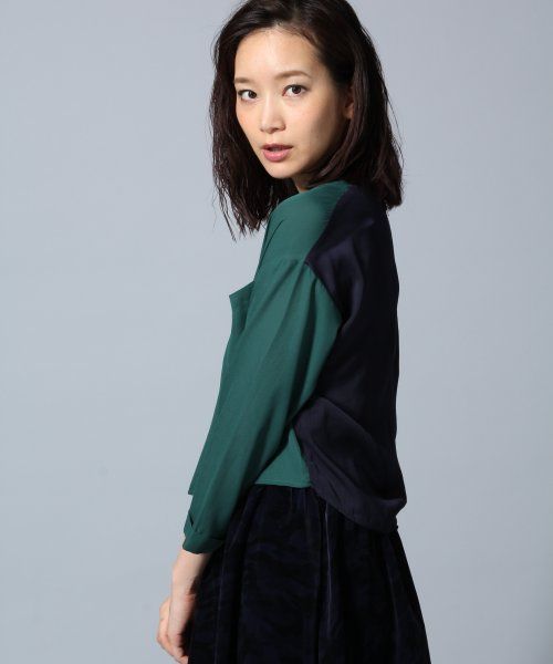 ジョーゼット×サテンポケツキブラウス