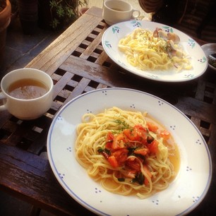 1391189_243298629167991_1481244833_a