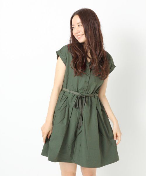 コットンオープンカラーワンピース