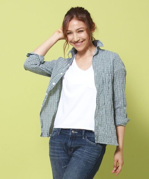 チェックシャツ