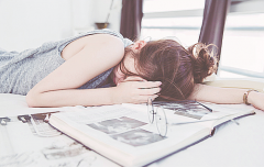 口癖、「疲れた」になってない？3つのポイントで周りに疲労を見せない憧れgirl！