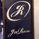 10684235_925434484136916_1003332816_a