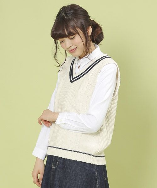 コットンアクリルニットチルデンベスト