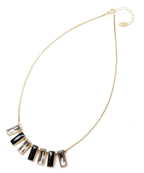 スクエアバーネックレス