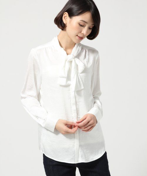 ビッグボウタイブラウス