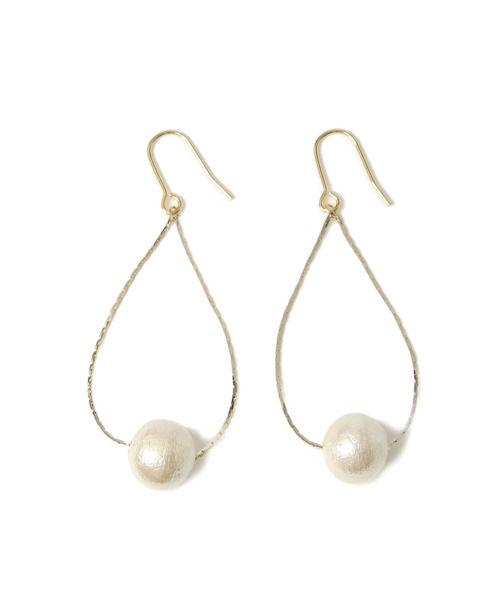 コットンパールチェーピアス