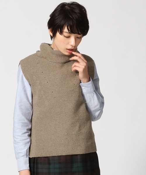 CWタートルVネックニット