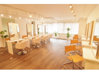 六本木ヘアセット&メイク専門店 <LOTUS　ロータス>