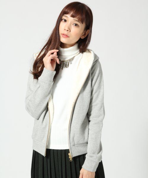 ボアラメジップパーカー