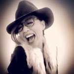 10831888_561304933999604_659570357_a