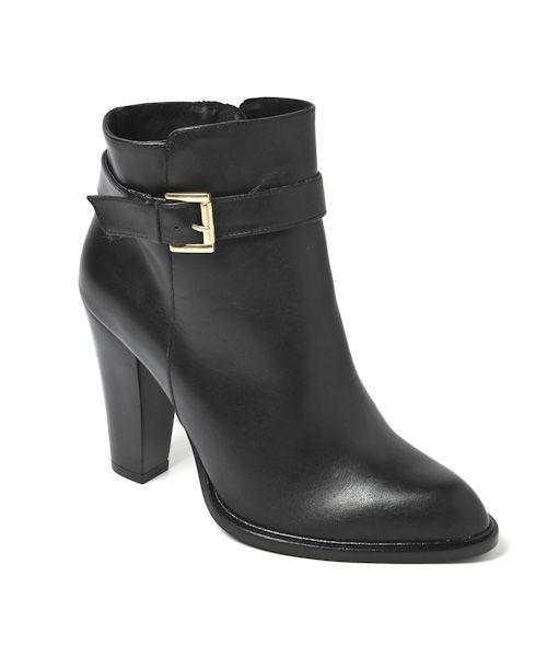 ベルト付きショートブーツ