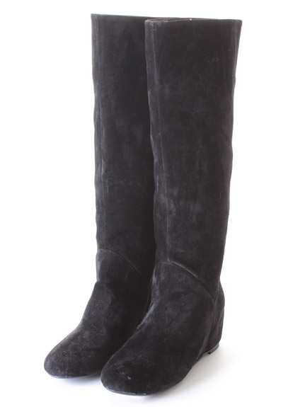 ニーハイブーツ