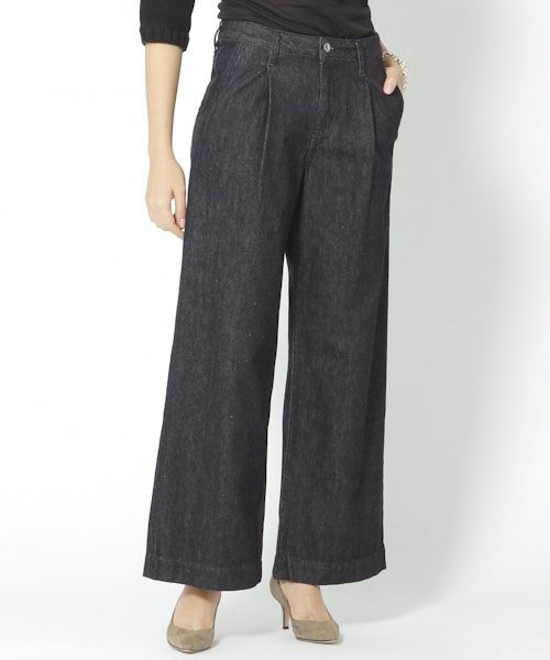 タックワイドデニムパンツ