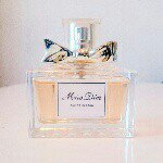 10903195_381811995325465_855194594_a