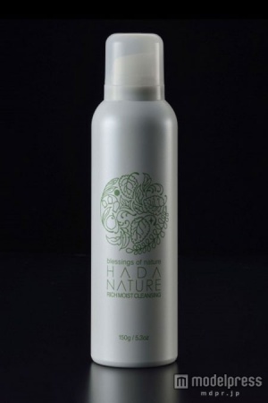 3つの美肌効果を持つ「炭酸」の力に着目「肌ナチュール　リッチ モイスト クレンジング」