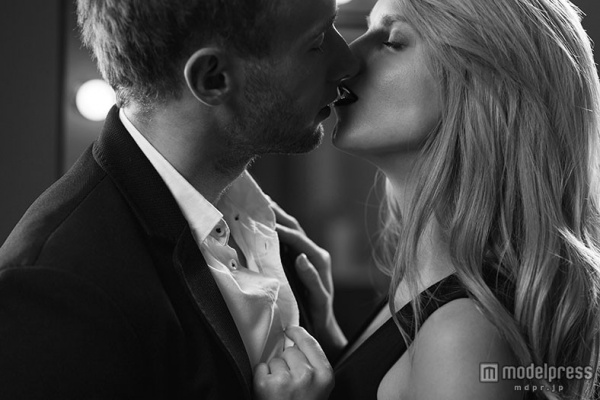 可愛くてエロい小悪魔的キス5つのテクニック（Photo by Photographee.eu／Fotolia）