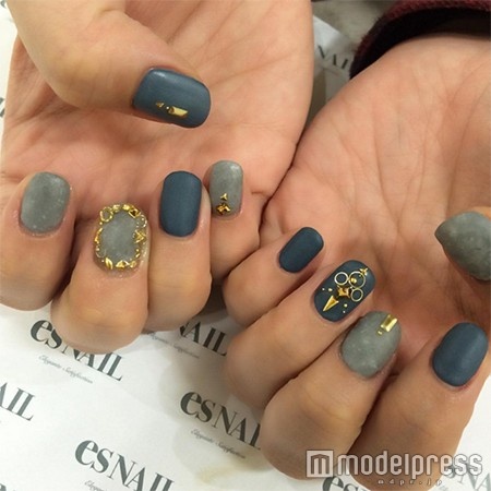 5位ダスティカラーネイル／画像提供：esNAIL