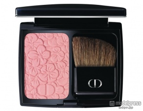 ディオール ブラッシュ＜グロウイング ガーデン＞844／5,800円／画像提供Dior