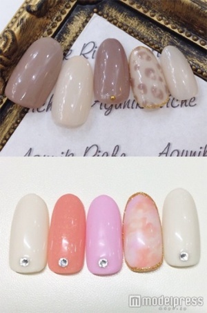 レオパードネイル「Agunik Riche」（上）、マーブル×ゴールドネイル「MAX BEAUTY 笹塚店」（下）／画像提供クーポンランド