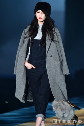 三吉彩花（C）モデルプレス