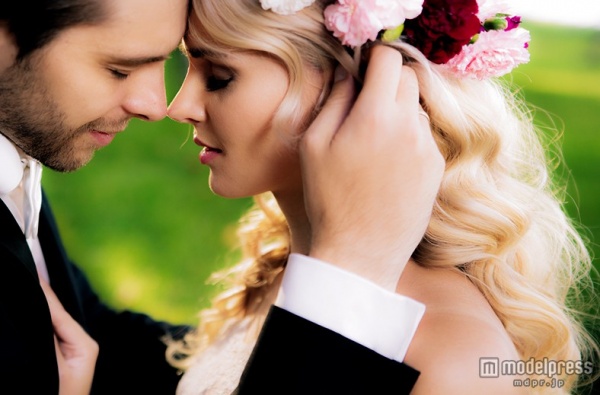 今すぐ痩せて素敵な女性に！（Photo by konradbak／Fotolia）