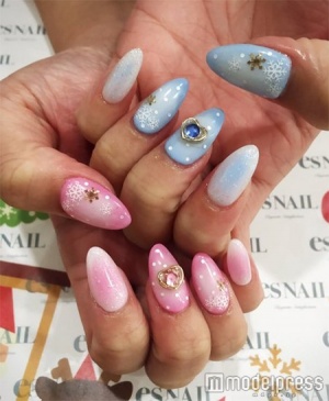 ピンク×ブルー／画像提供：esNAIL