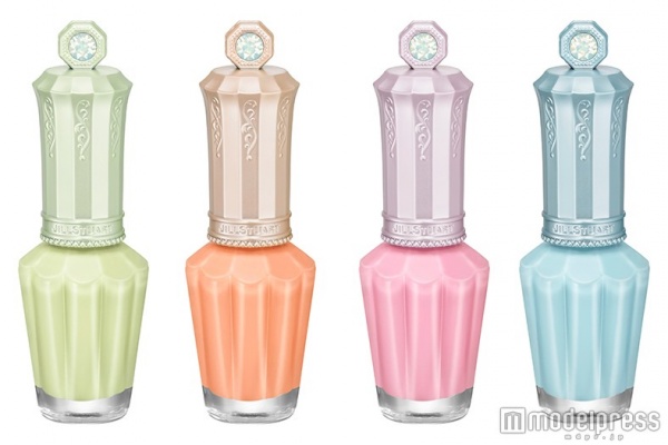 『ジルスチュアート ネオンパステル ネイルズ』（左から）01 my clover・02 birds singing・03 in bloom・04 fair sky／各1500円（税抜）／画像提供JILL STUART