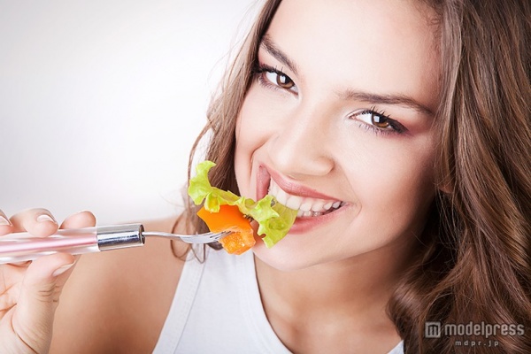 瞳の健康には食事も大切（Photo by AlexButsCom） 