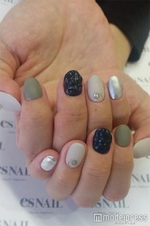 マットネイル／画像提供：esNAIL