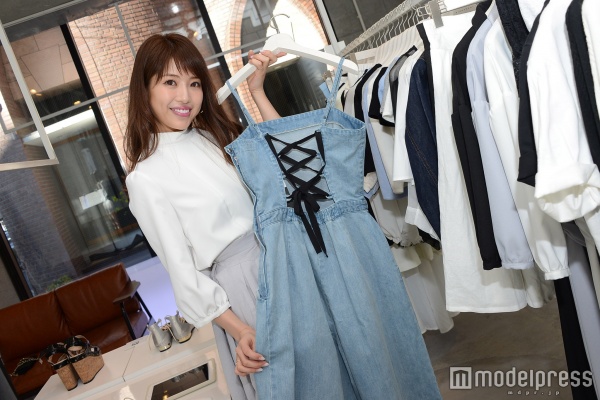 オールインワンもバックチュールで（C）モデルプレス