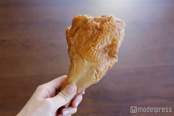 なかなかのボリューム（c）モデルプレス