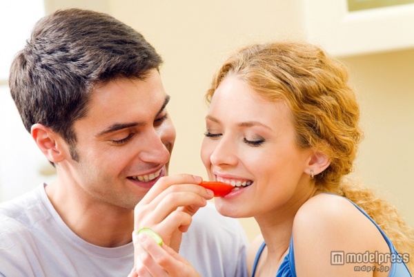 白い歯で女子力アップ（Photo by vgstudio／shutterstock）