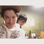 12145619_917585684944528_58811_a