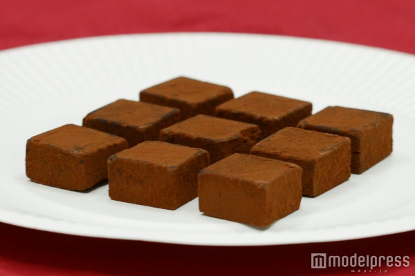 「純生クリームチョコレート　9粒」280円（税込）（C）モデルプレス