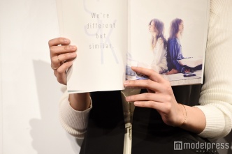 ＜ファッションチェック＞華奢なアクセサリーで女性らしさをプラス／藤井萩花（C）モデルプレス