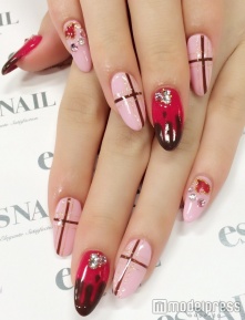 フランボワーズチョコネイル／画像提供：esNAIL
