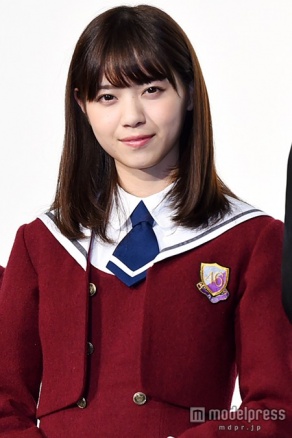 ナチュラルストレートも可愛い／西野七瀬：2015年11月撮影（C）モデルプレス