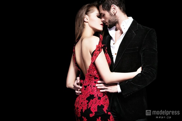 男性が不倫に誘いたくなる女子の特徴5つ(Photo by ASjack/Fotolia)