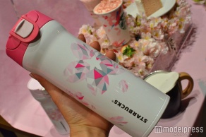 ステンレスボトル￥4400／「Serene」シリーズ