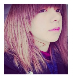 ストレートで大人っぽく／池田エライザオフィシャルブログ（Ameba）より