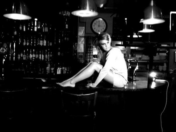 “モテ”と“チヤホヤ”は似てるけど違う？／Photo by c0nartiste