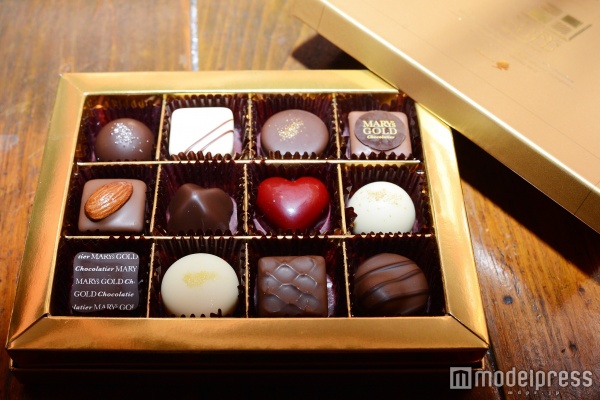 「メリーズゴールドショコラティエ ザ・ベスト」2,592円（本体価格2,400円）12個入（C）モデルプレス
