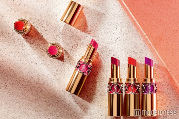 「イヴ・サンローラン・ボーテ」婚活リップに名前が彫れる！キスしてるみたいな心地よさにも感動 今週一番読まれたニュースは？【美容編TOP5】／画像提供・イヴ・サンローラン・ボーテ