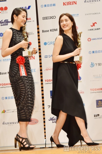 長澤まさみ、綾瀬はるか（C）モデルプレス