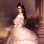 12139744_1644700625783302_1900664165_a