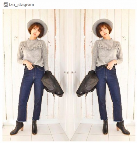 「切りっぱなしデニム」でトレンド先取り！いつものコーデをアップデート／izu Instagramより