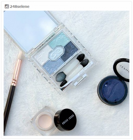 透明感ばっちり！涼しげアイカラーのポイント／248seleneさんInstagramより